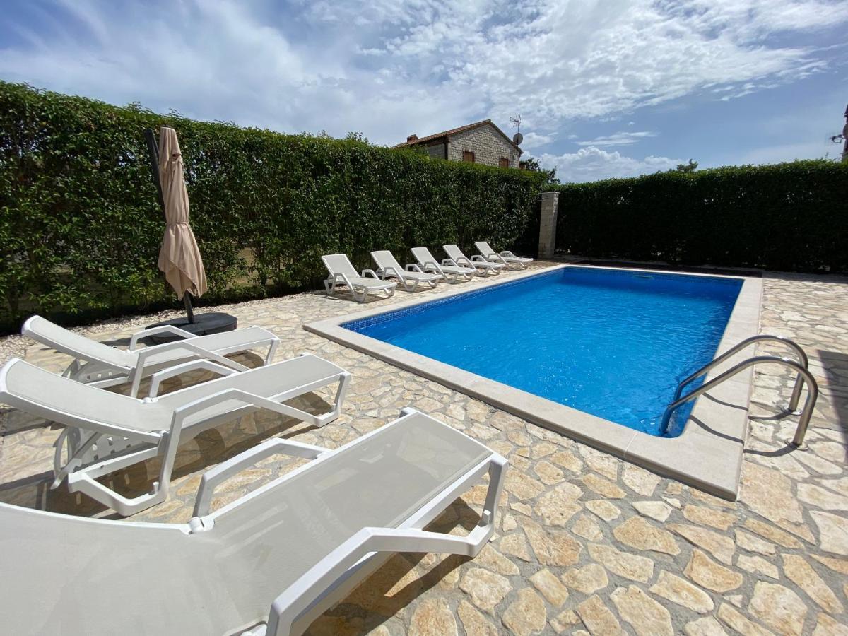 Paradise Villa Cassonni Istria 4 Stars Butkovici  Ngoại thất bức ảnh